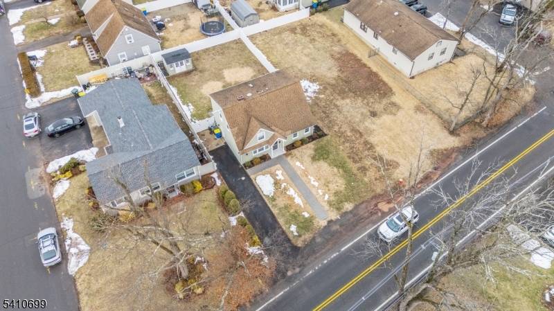 122 Greenbrook Rd, Green Brook Twp., NJ 08812