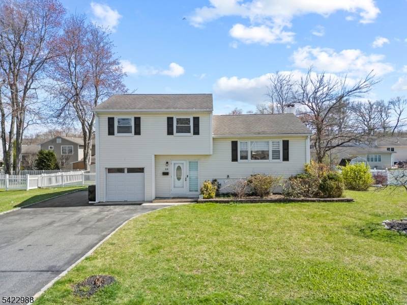44 Francine Ave, West Caldwell Twp., NJ 07006