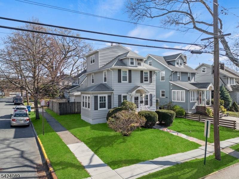 351 Park Ave, Rutherford Boro, NJ 07070