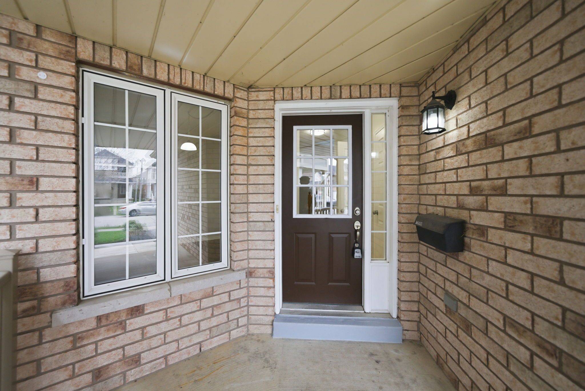 87 Tallships DR, Whitby, ON L1N 9X5