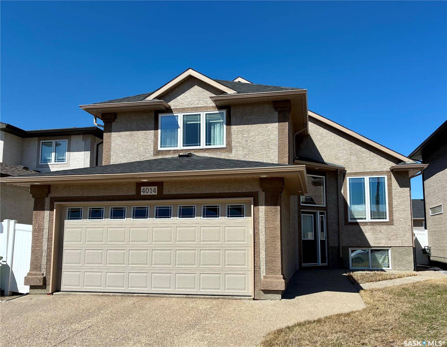 4014 Cumberland ROAD E, Regina, SK S4V 1E7