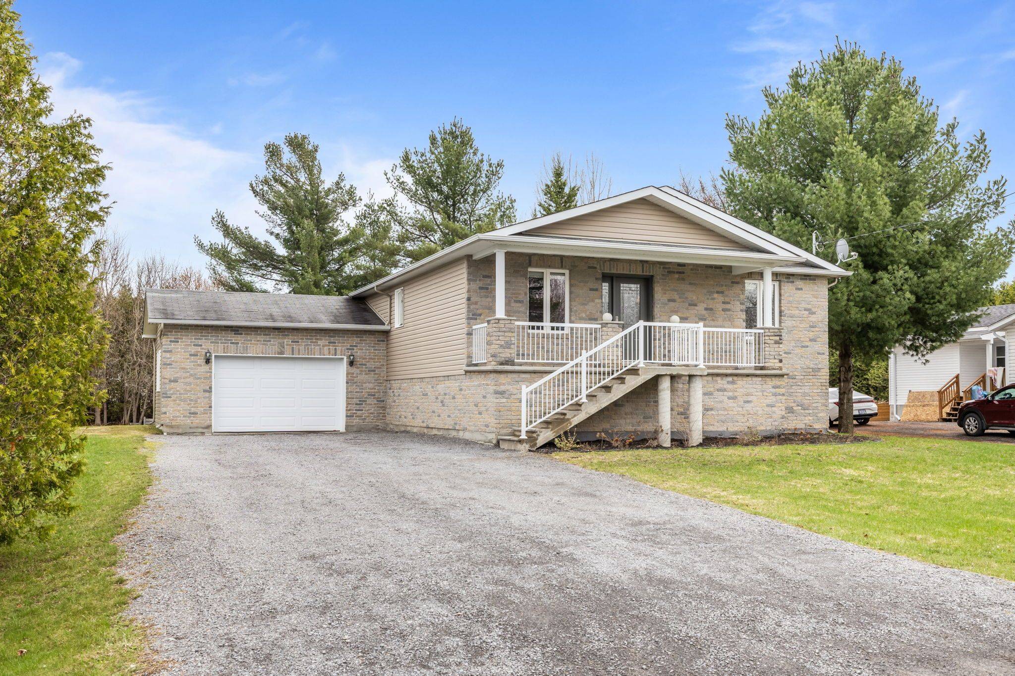 14 Maria ST, Casselman, ON K0A 1M0