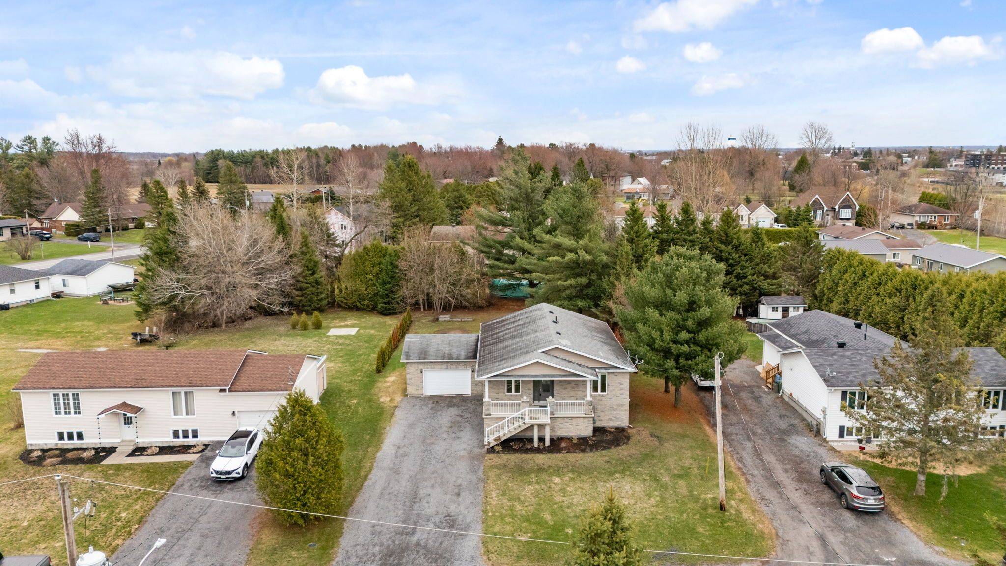 14 Maria ST, Casselman, ON K0A 1M0