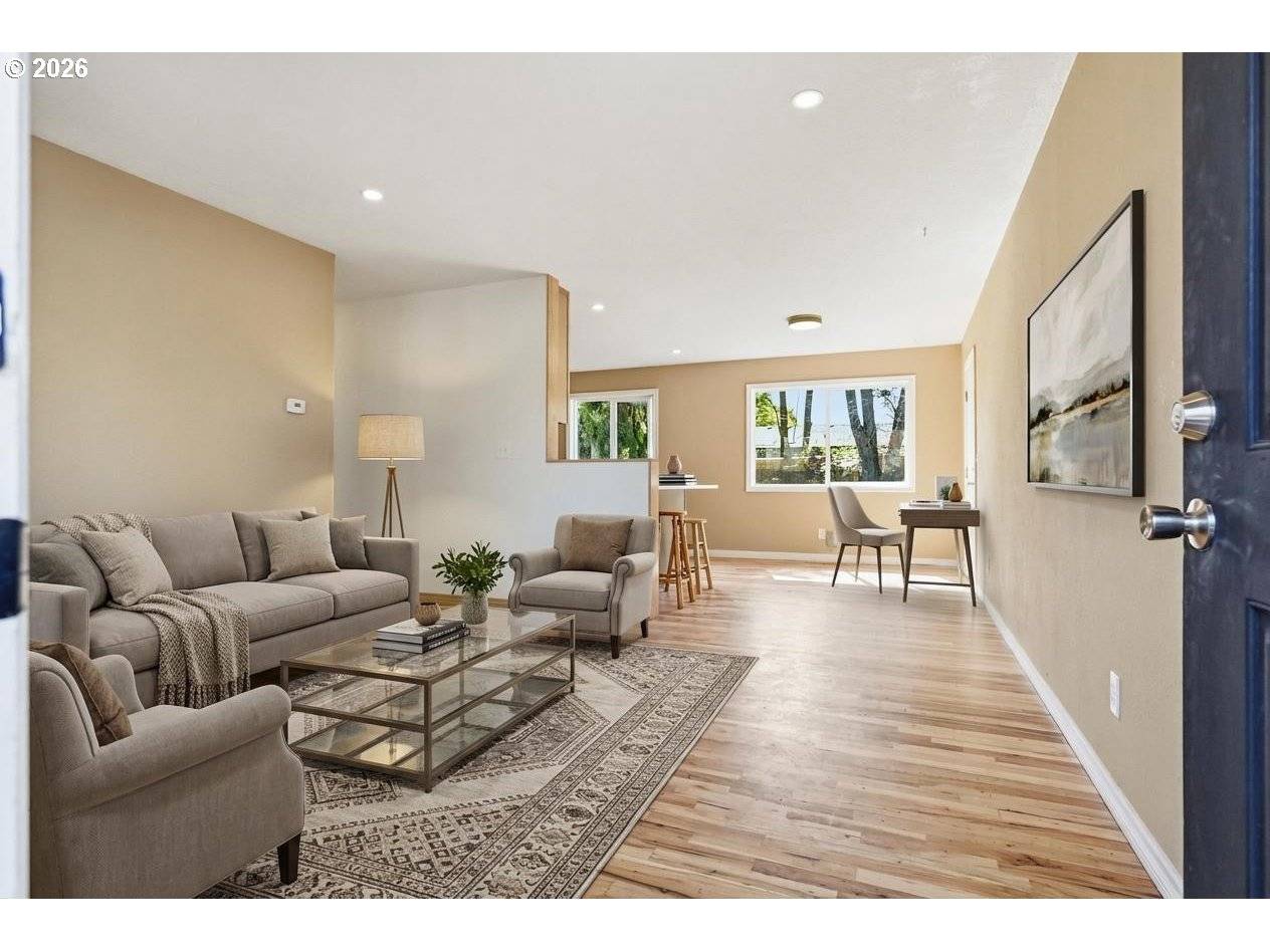 8723 N CHASE AVE, Portland, OR 97217