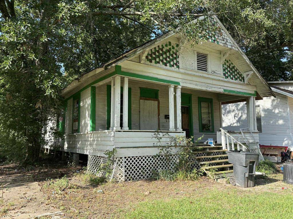 235 Vine Street, Shreveport, LA 71101