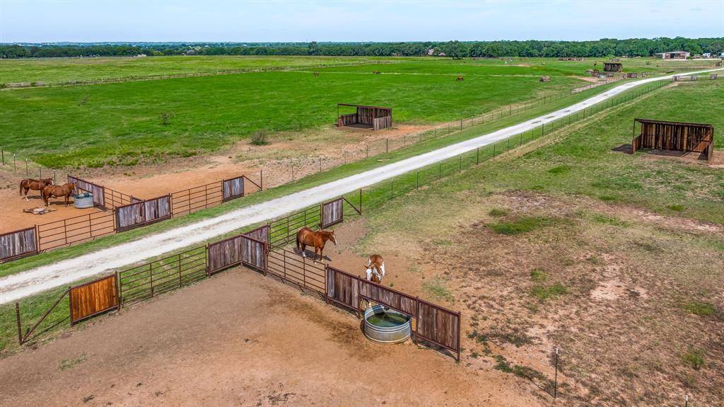 3310 Coy Lane, Granbury, TX 76048