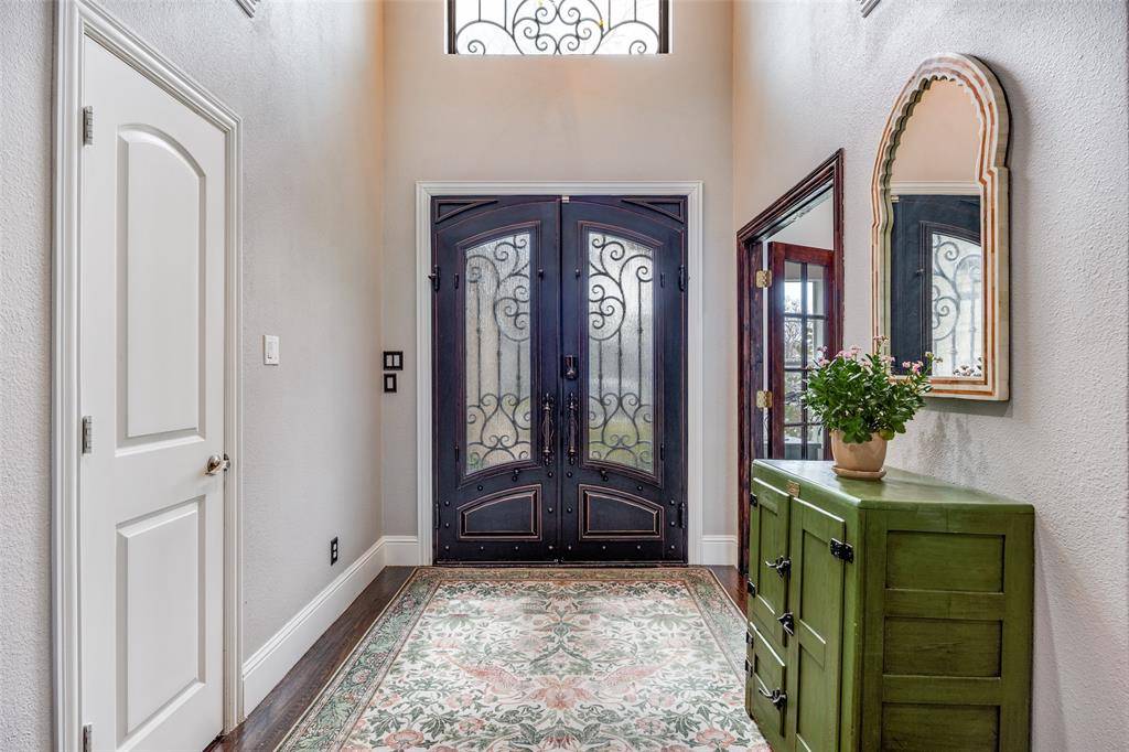 3763 Manana Drive, Dallas, TX 75220