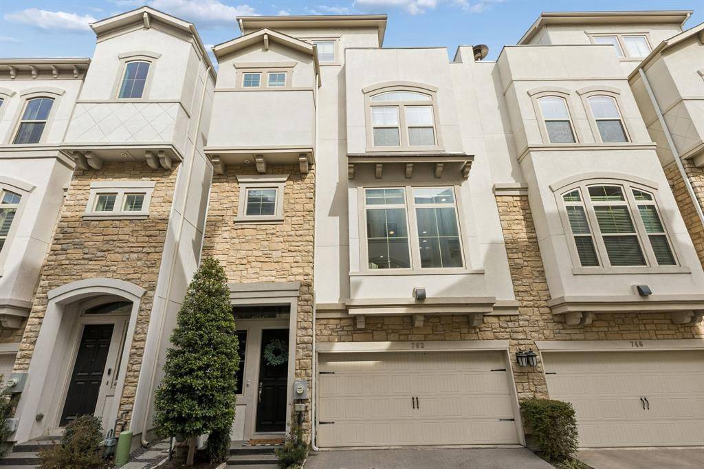 762 Spanish Oaks Place, Dallas, TX 75204