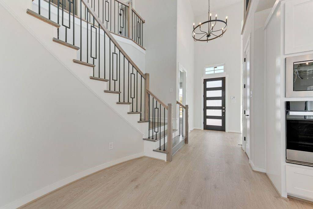 8507 Great Stone Trail, Rowlett, TX 75089