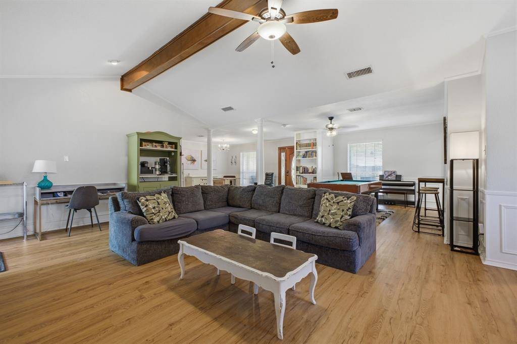 1607 Little Creek Drive, Waxahachie, TX 75165