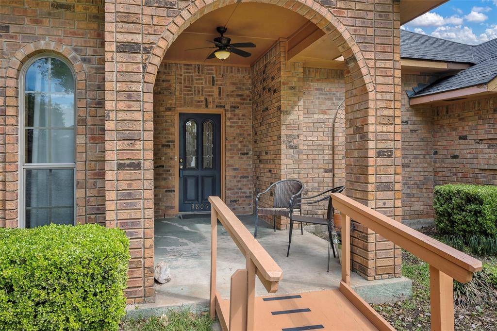 3805 Thornhill Way, Rowlett, TX 75088