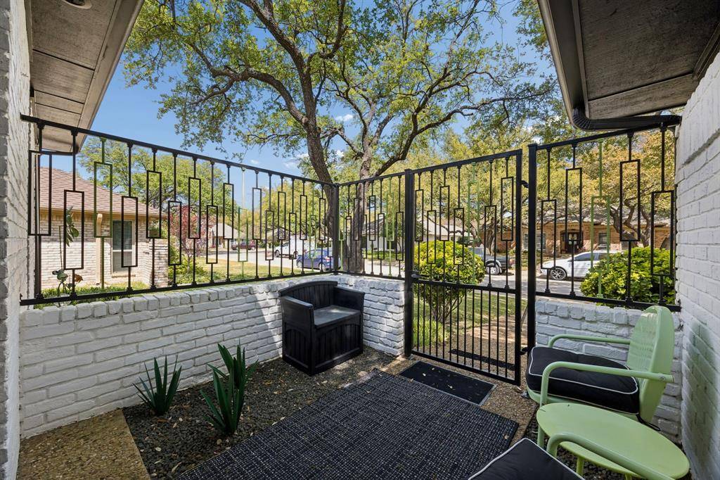 6422 Copper Creek Drive, Dallas, TX 75248