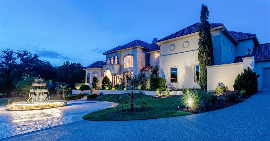 8600 Riviera Court, Flower Mound, TX 75022