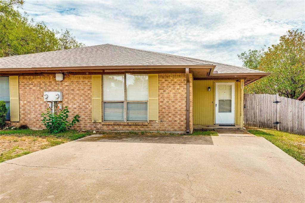 1140 Jameson Street #B, Weatherford, TX 76086