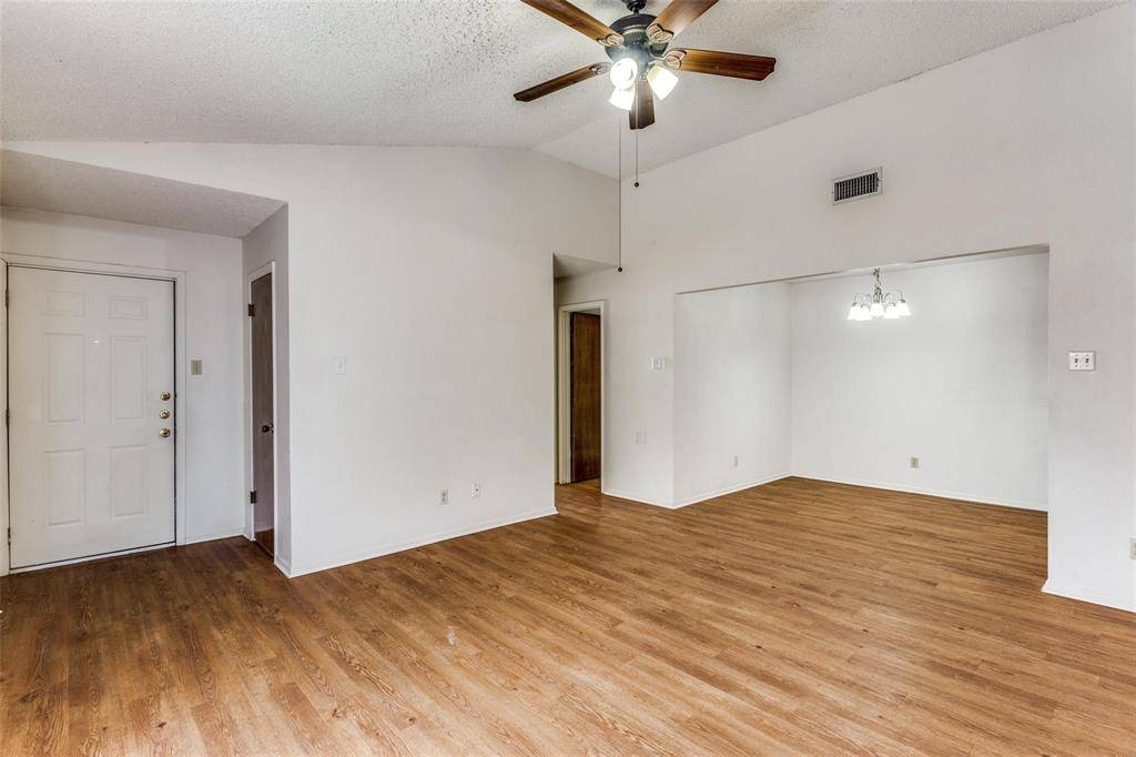 1140 Jameson Street #B, Weatherford, TX 76086