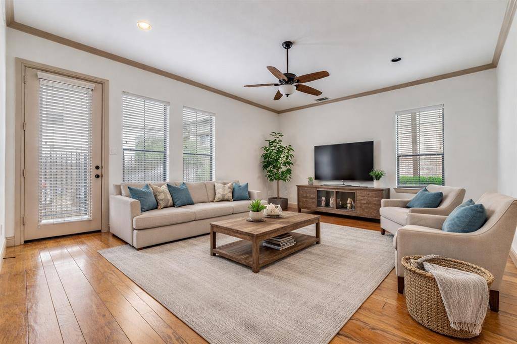 3038 Carmel Street, Dallas, TX 75204