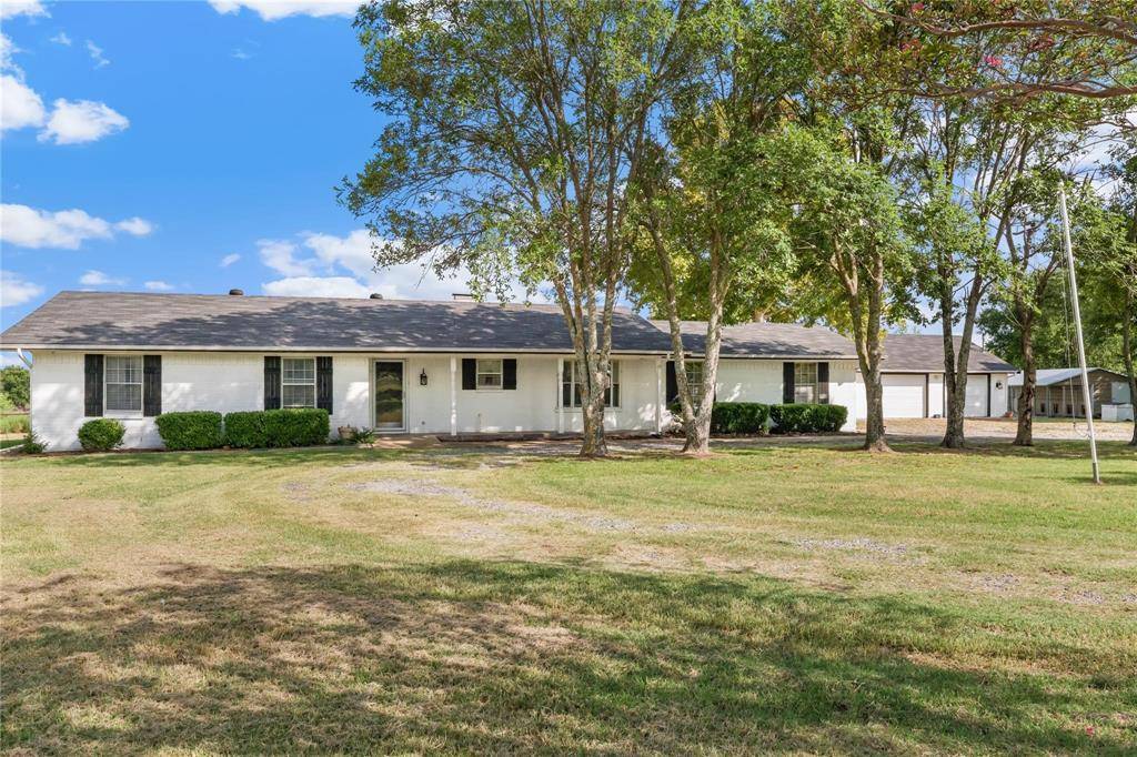 815 N Spikes Road, Corsicana, TX 75110