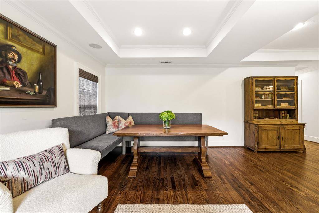 5023 W Purdue Street, Dallas, TX 75209