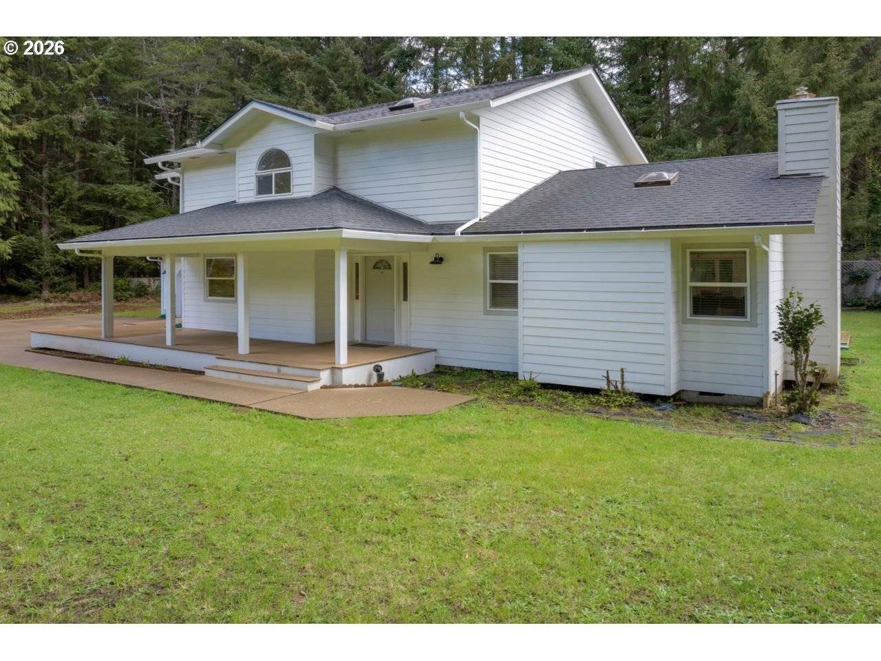 4847 Darlings LOOP, Florence, OR 97439