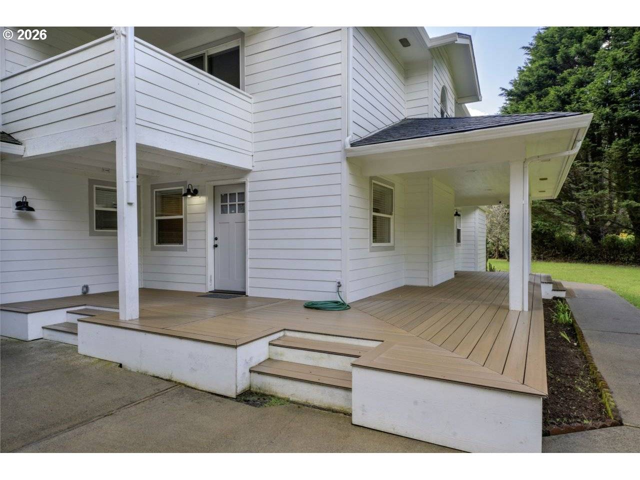 4847 Darlings LOOP, Florence, OR 97439