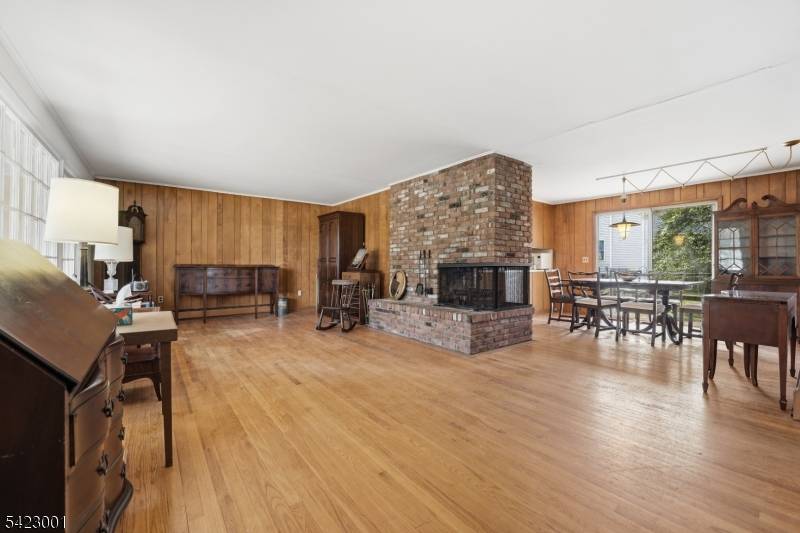 46 Shawnee Trl, Sparta Twp., NJ 07871