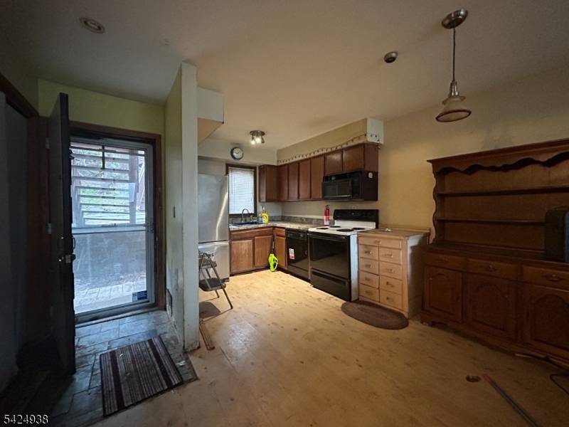 9 Village Way #3, Vernon Twp., NJ 07462