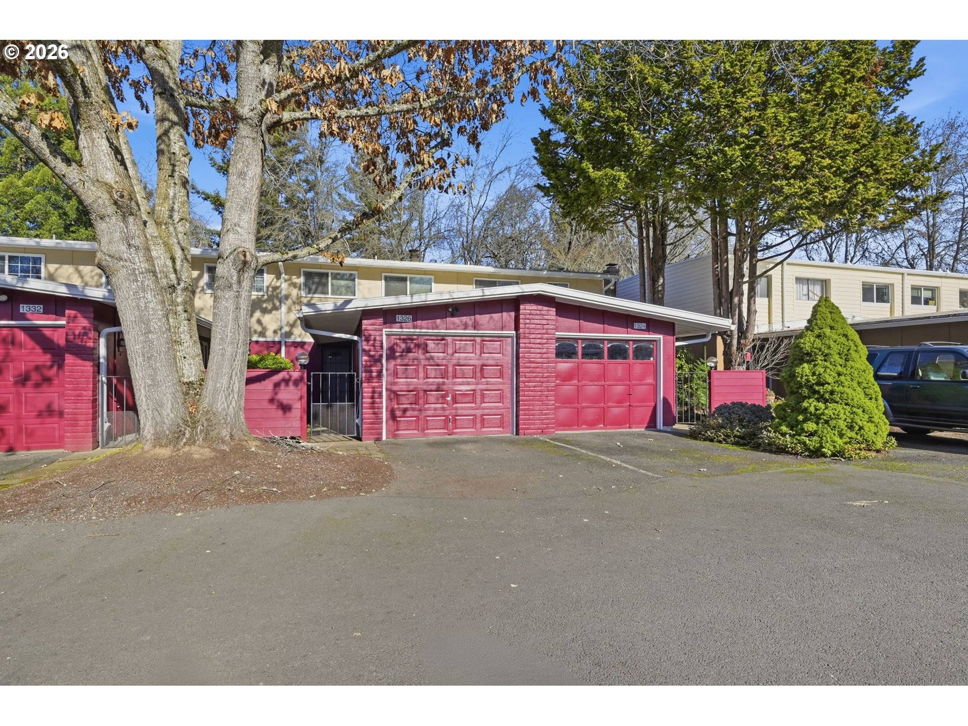 1326 QUAKER ST, Eugene, OR 97402