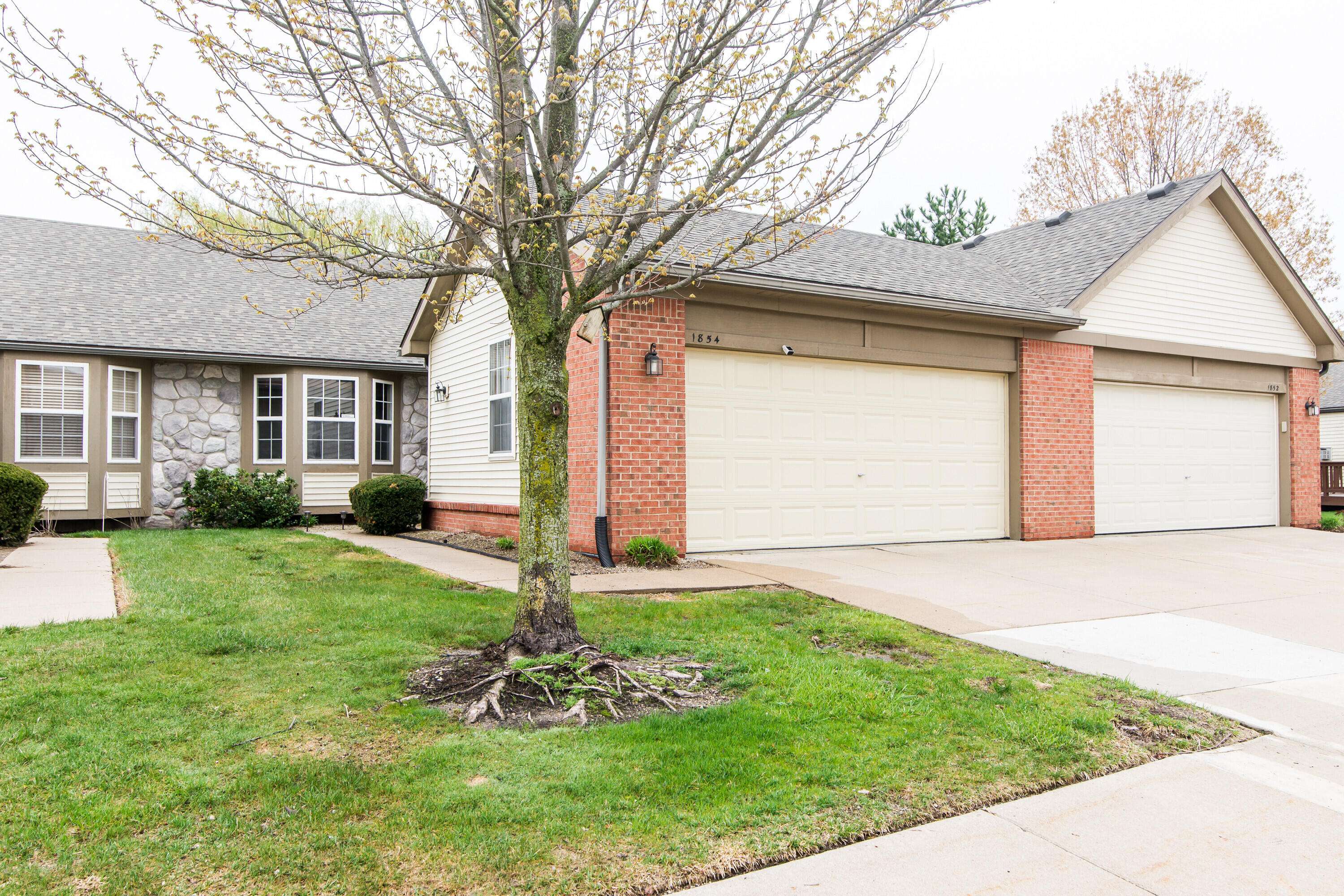 1854 N Kenwyck DR, Superior Twp, MI 48198