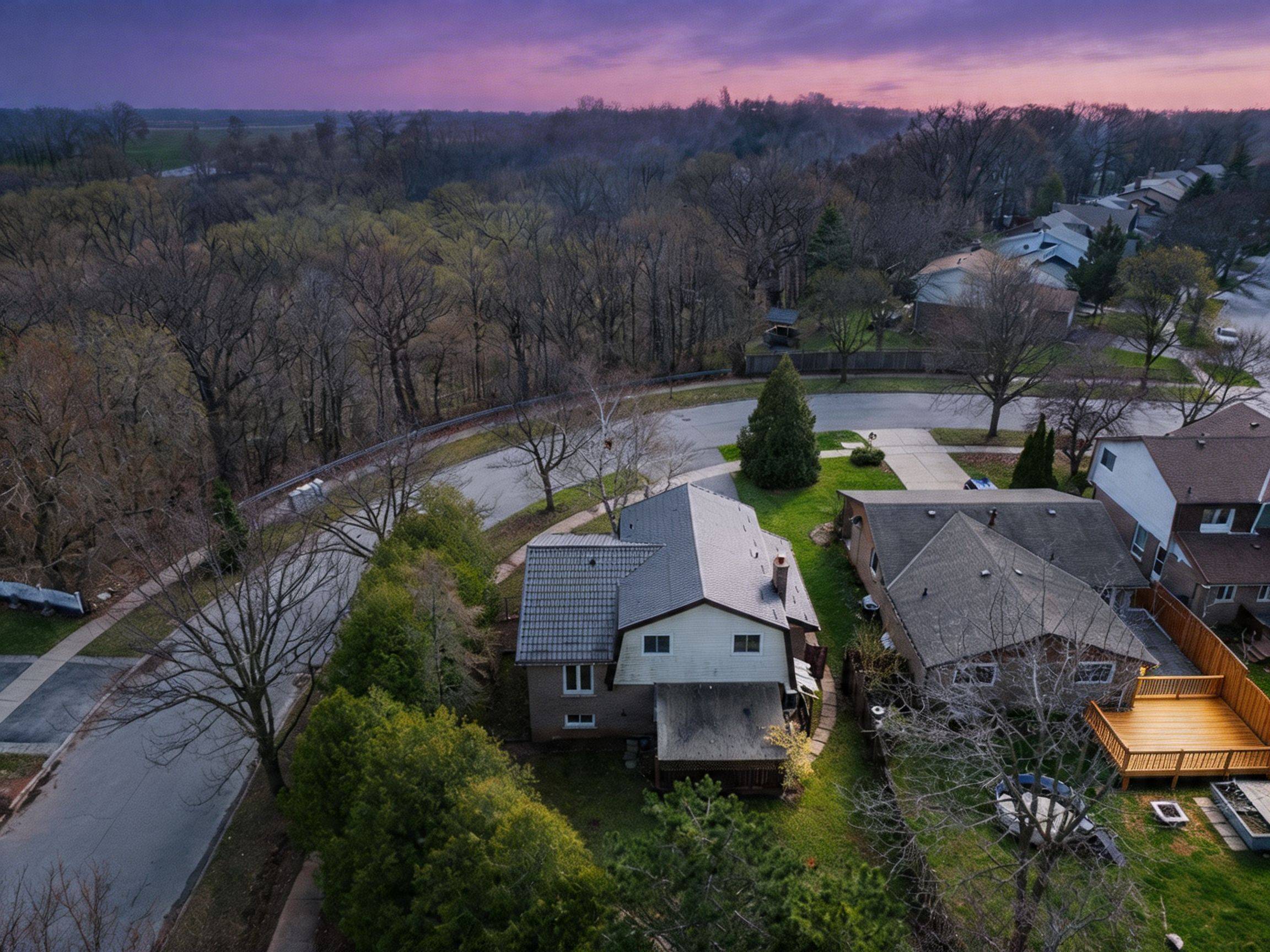 471 Valhalla CT, Oakville, ON L6L 5M5