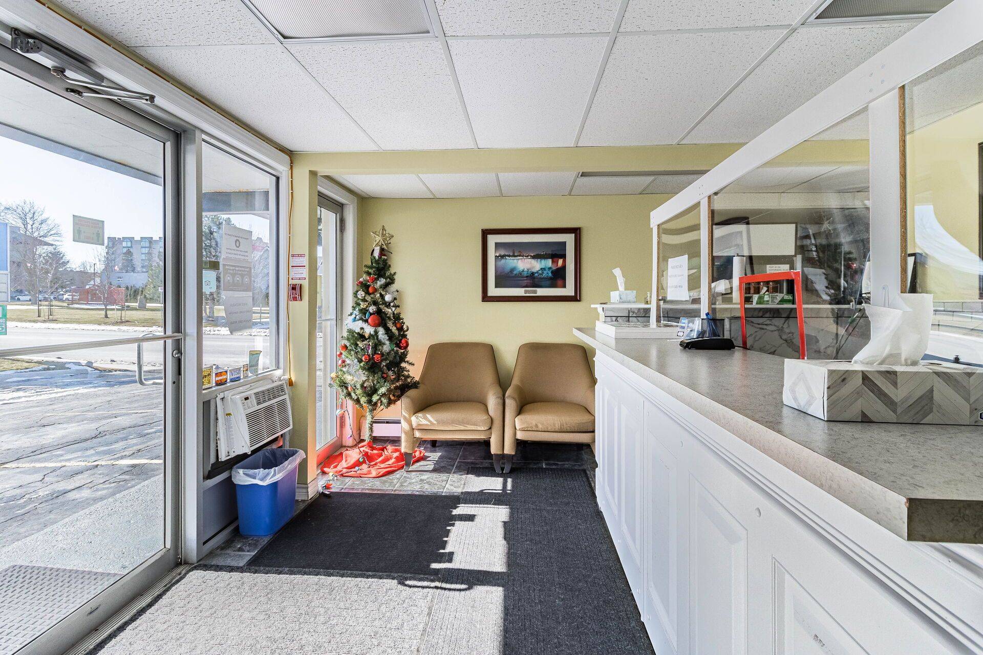 5958 Fallsview BLVD, Niagara Falls, ON L2G 3V5
