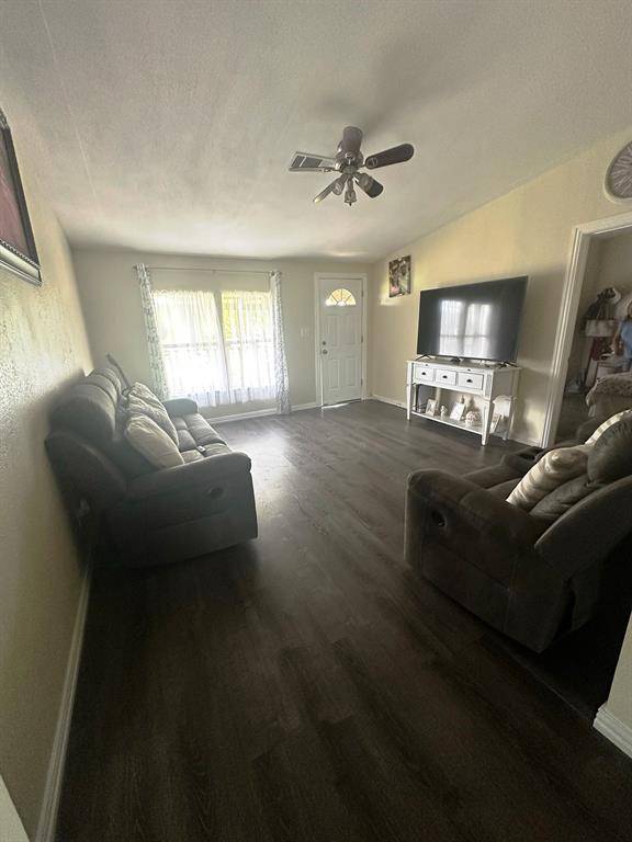 104 Mimosa Way, Venus, TX 76084