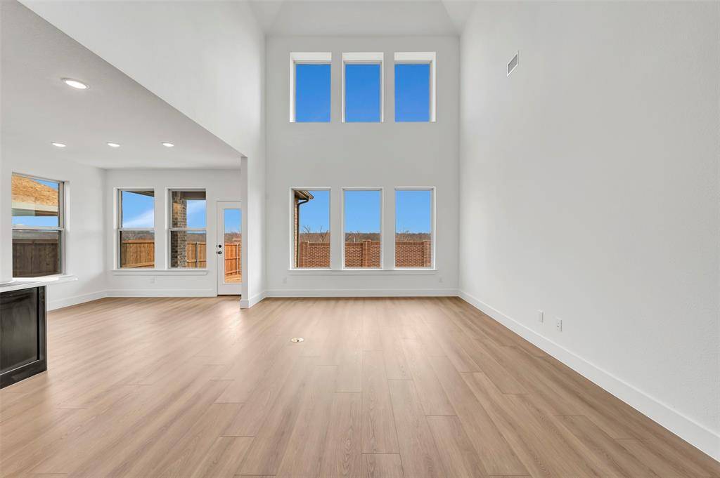 2608 Tamarack Lane, Denton, TX 76226