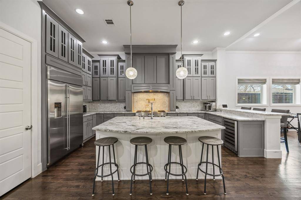 3932 Frontier Lane, Dallas, TX 75214