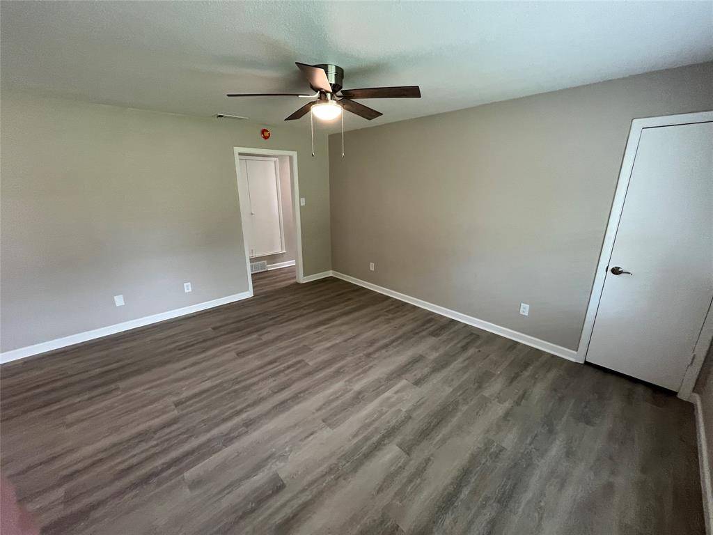 405 Highcrest Drive, Dallas, TX 75232