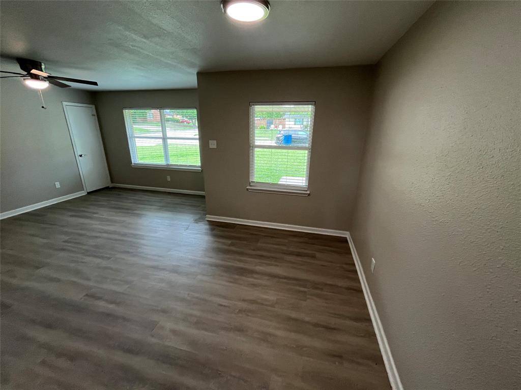 405 Highcrest Drive, Dallas, TX 75232