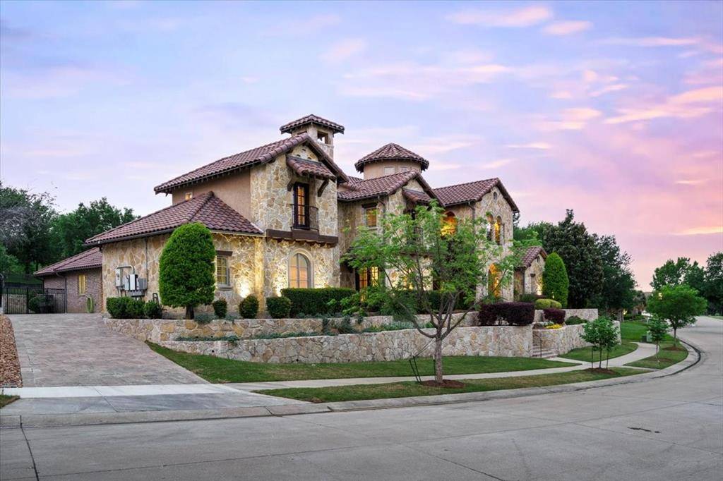 2504 Silver Table Drive, Lewisville, TX 75056