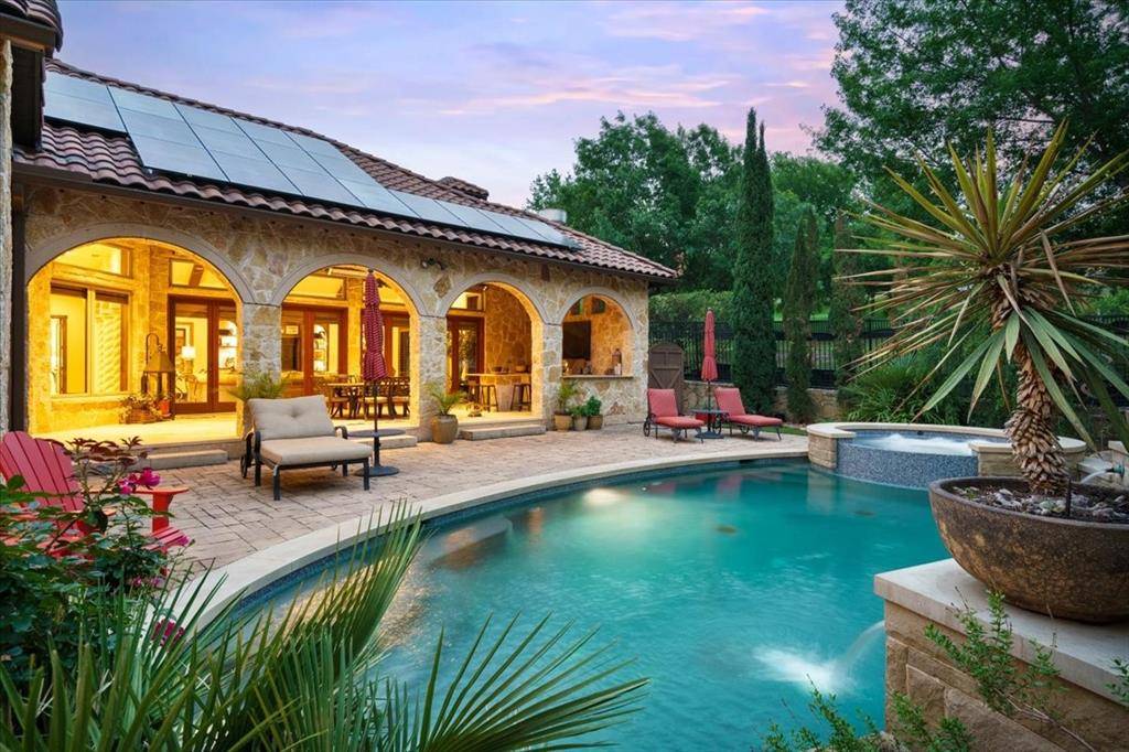 2504 Silver Table Drive, Lewisville, TX 75056