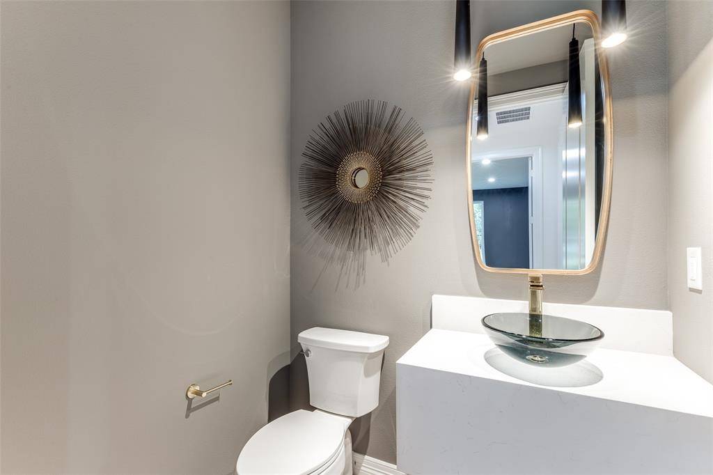 11207 Dwarfs Circle, Dallas, TX 75229