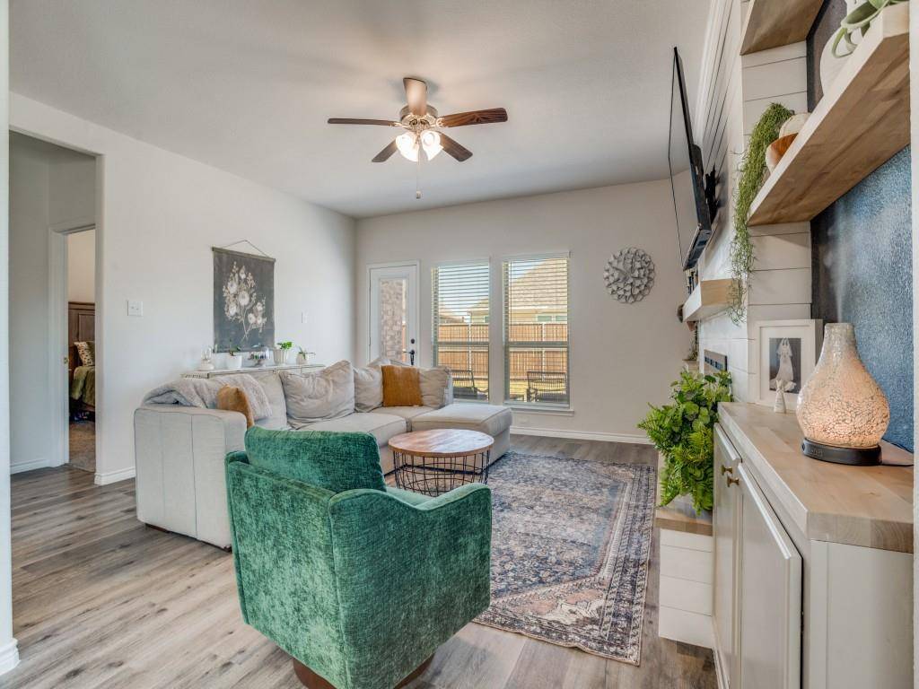 729 Jessica Lynn Lane, Anna, TX 75409