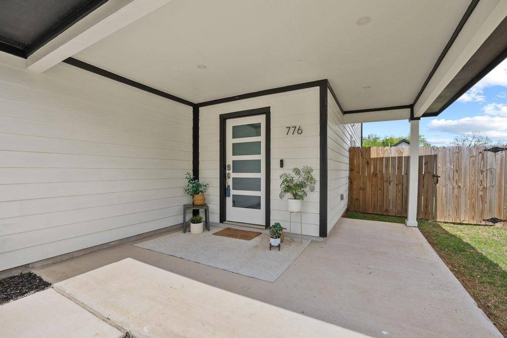 776 E Fulton Street, Van Alstyne, TX 75495