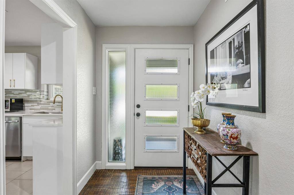 3050 Latham Drive, Dallas, TX 75229