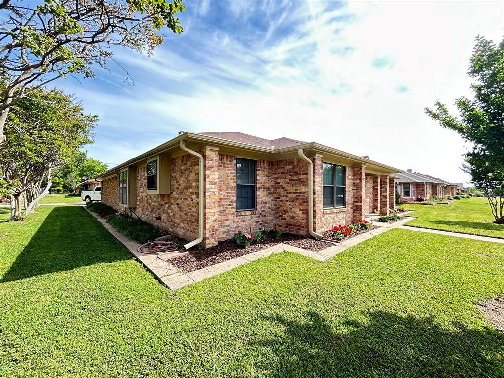 100 Cedar Springs Boulevard, Sulphur Springs, TX 75482