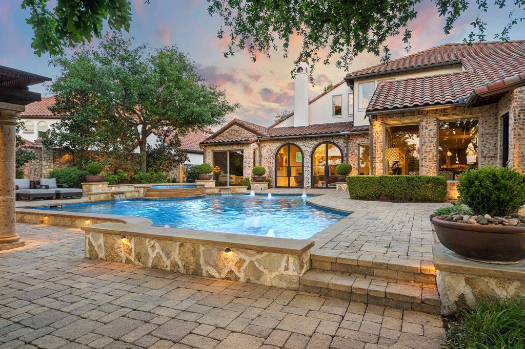 1008 Excalibur Boulevard, Lewisville, TX 75056