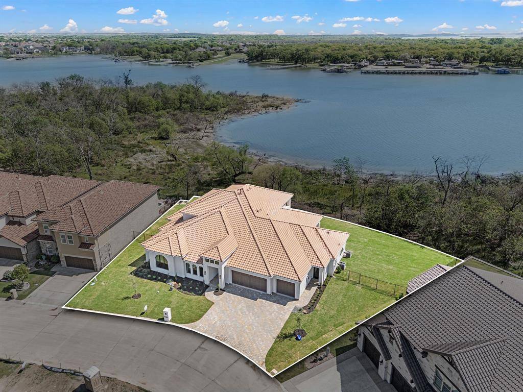 9065 Lakeside Drive, Fort Worth, TX 76179