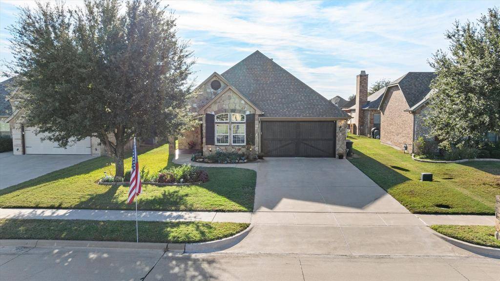 3305 Ferry Boat Lane, Granbury, TX 76049