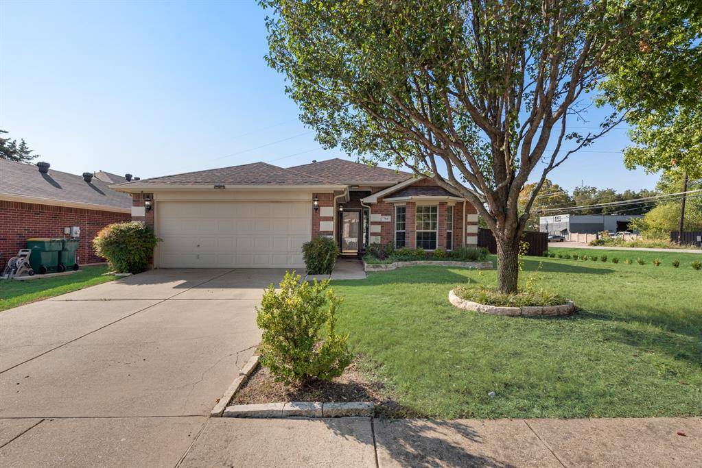 784 Tranquility Lane, Cedar Hill, TX 75104