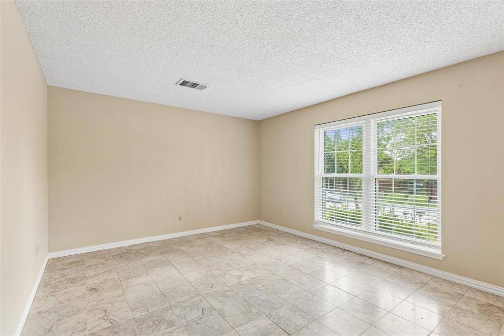 1109 Holly Drive, Carrollton, TX 75010