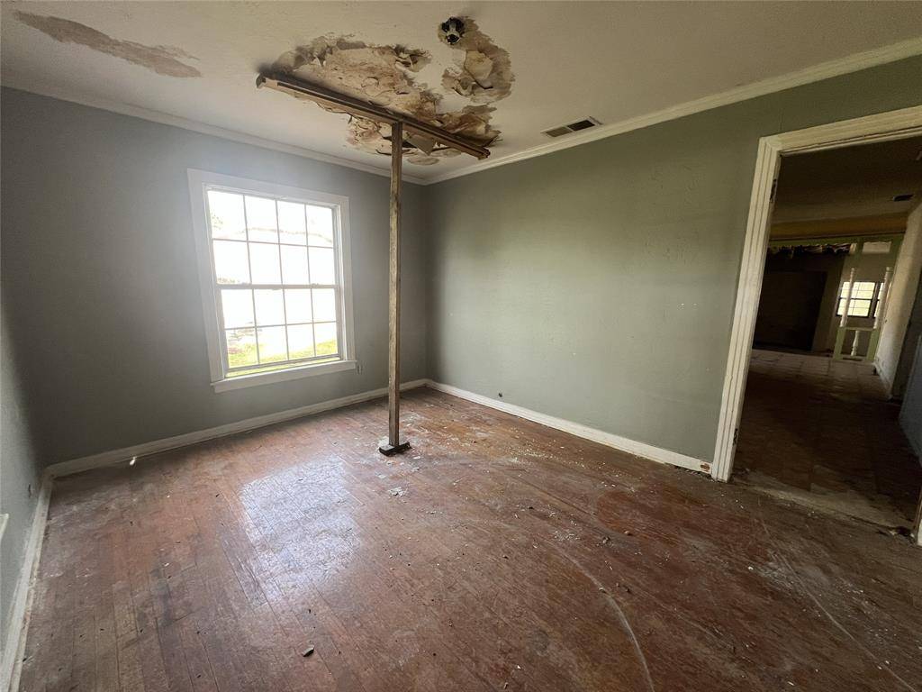 738 Houston Street, Sulphur Springs, TX 75482