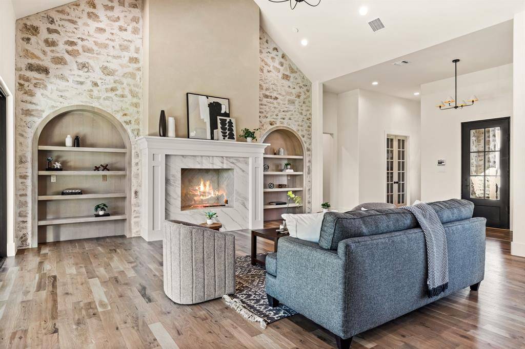 972 San Jacinto Drive, Aledo, TX 76008