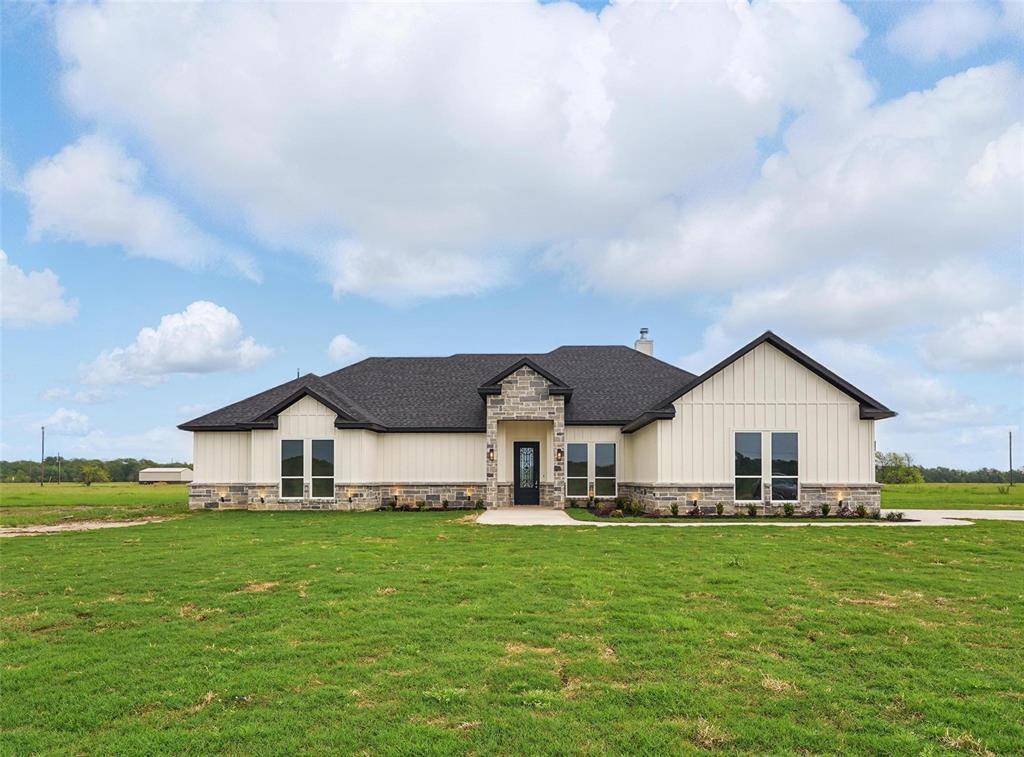 110 SE Private Rd 3178, Corsicana, TX 75109